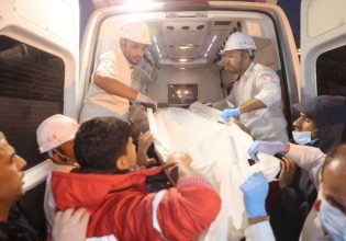 Γάζα: Νεκροί βρέθηκαν 14 διασώστες που σκοτώθηκαν από ισραηλινούς στρατιώτες μέσα στα ασθενοφόρα τους