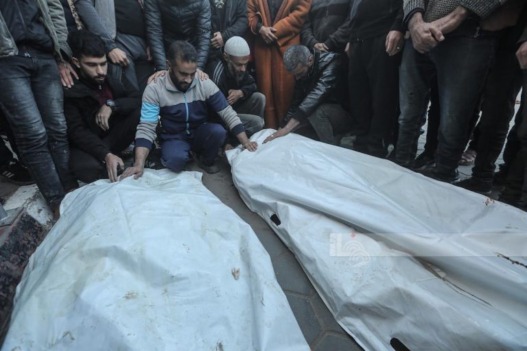 Γάζα: 2 άμαχοι Παλαιστίνιοι σκοτώθηκαν και άλλοι τραυματίστηκαν από ισραηλινά πυρά