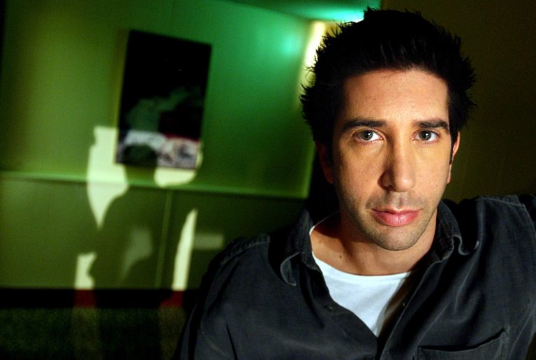 Μιλήστε! Ντέιβιντ Σουίμερ και Γκαλ Γκαντότ επιτίθενται στο Χόλιγουντ για τον αντισημιτισμό