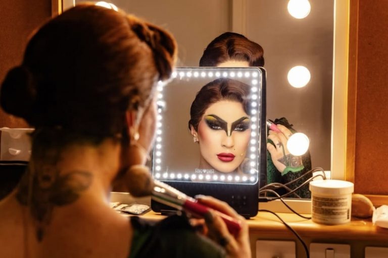 The Vivienne: Αποκαλύφθηκε η αιτία του θανάτου της εμβληματικής drag queen