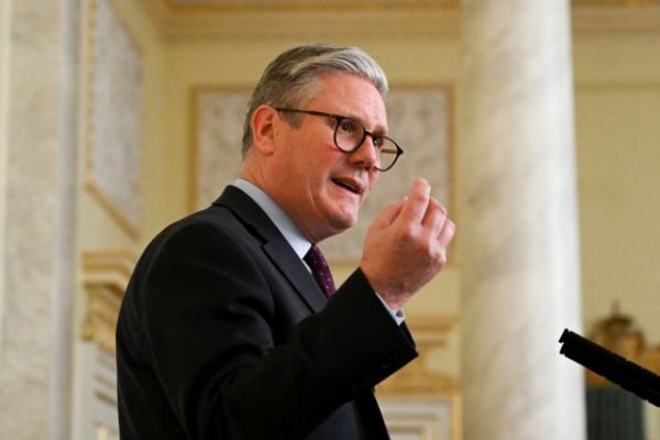 Ουκρανία: Ο Πούτιν προσπαθεί να κωλυσιεργήσει για την κατάπαυση του πυρός, λέει ο Κιρ Στάρμερ