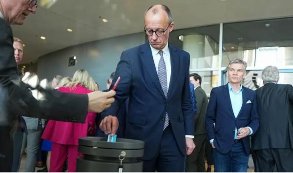 Γερμανία: Ο πληγωμένος γίγαντας ψάχνει το απρόβλεπτο