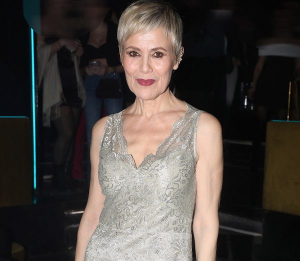 Κωνσταντίνα Μιχαήλ: «Γιατί να μην βγαίνω με μαγιό στα 50,60,70 κι ας κρέμεται το δέρμα»