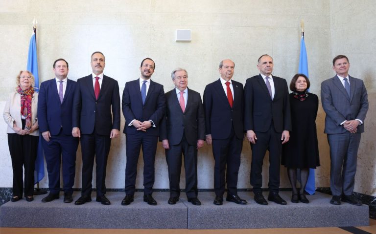 Κυπριακό: Πώς ο Φιντάν έβαζε όρια στον Τατάρ στη Γενεύη