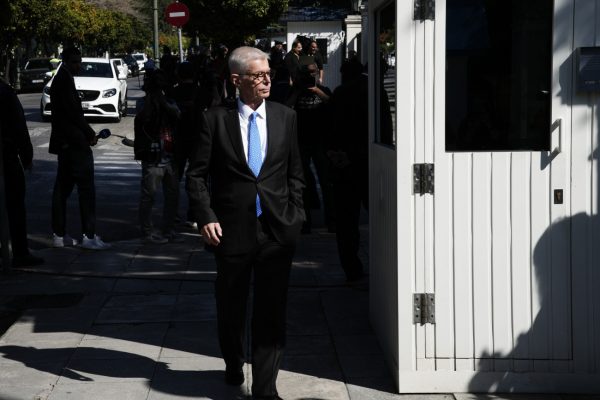 Αρίστος Δοξιάδης: Νέα ανάρτηση – «Δεν ήταν στο χέρι του πρωθυπουργού να με κρατήσει στην κυβέρνηση»