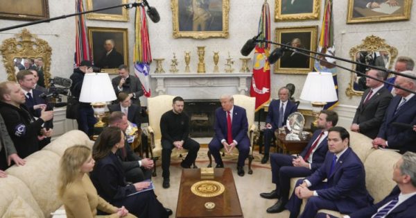 Ουκρανία: Ο Ρούμπιο καλεί τον Ζελένσκι να ζητήσει συγγνώμη για τη δημόσια αντιπαράθεση με τον Τραμπ