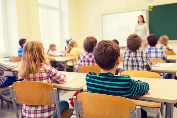 Μεγάλη Βρετανία: Πώς οι επιβραβεύσεις των μαθητών λειτουργούν καλύτερα από την τιμωρία