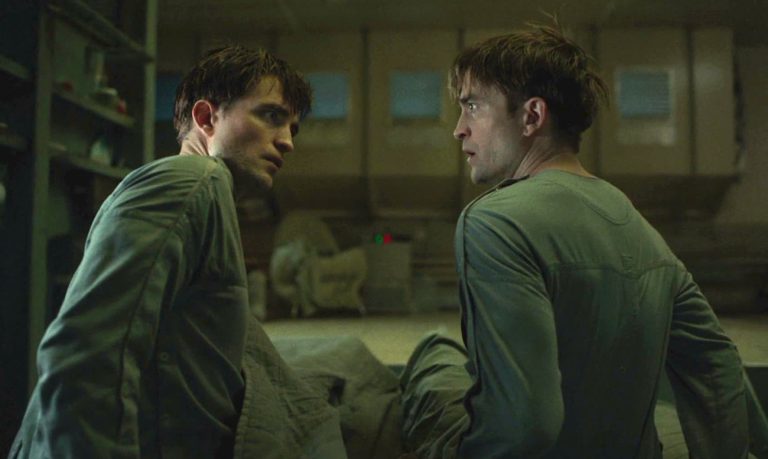 Mickey 17: Τα πολλά και διαφορετικά «πρόσωπα» του Ρόμπερτ Πάτινσον