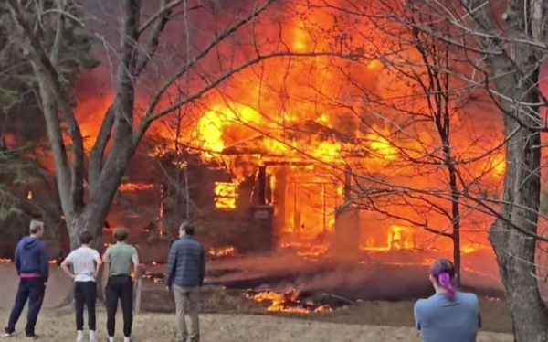 Μινεσότα: Τράπεζα των ΗΠΑ πιστεύει πως ο αντιπρόεδρός της επέβαινε σε αεροπλάνο που έπεσε