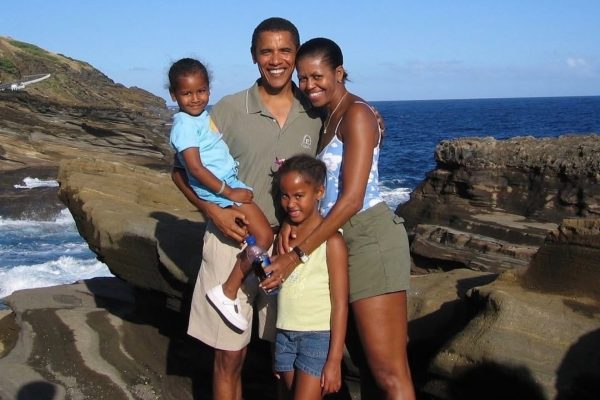 «Θα ήταν του γιατρού»: Γιατί η Μισέλ δεν ήθελε άλλο παιδί με τον Μπαράκ Ομπάμα