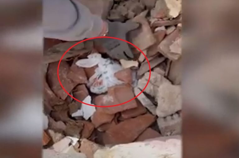 Σπείρα γυναικών διακινούσε σκληρά ναρκωτικά – Δείτε πού τα έκρυβαν