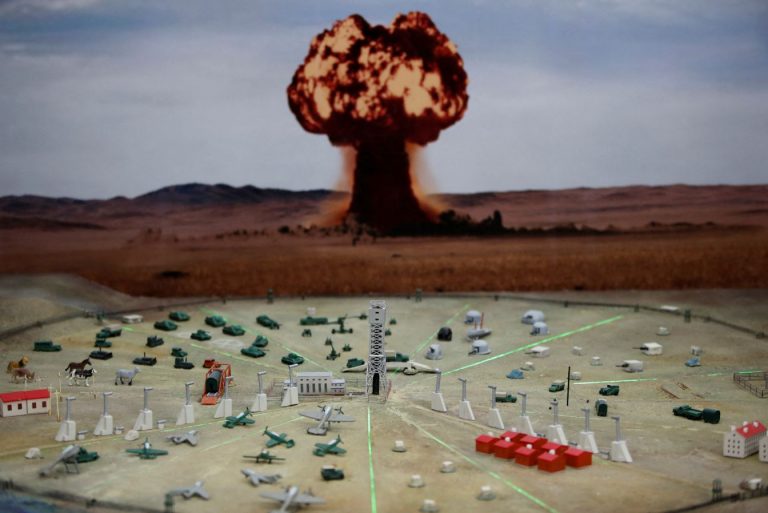 Η Ευρώπη σκέφτεται το αδιανόητο για μια πυρηνική βόμβα