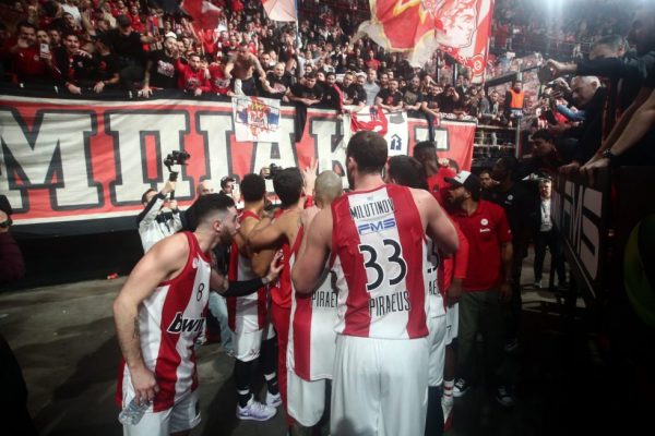 Ολυμπιακός: Το «ευχαριστώ» στον κόσμο του για το ματς με την Παρτιζάν (pics)