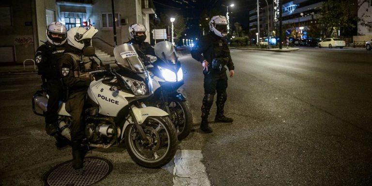 Αιγάλεω: Ανήλικοι με μηχανάκι εμβόλισαν μηχανή της ΔΙ.ΑΣ. – Τραυμάτισαν αστυνομικό