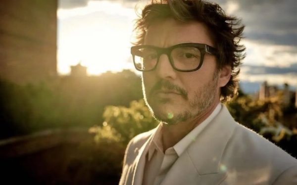 Ψεκάστε, σκουπίστε, τελειώσατε: Ο Πέδρο Πασκάλ απάντησε στις φήμες για τη σχέση του με την Τζένιφερ Άνιστον