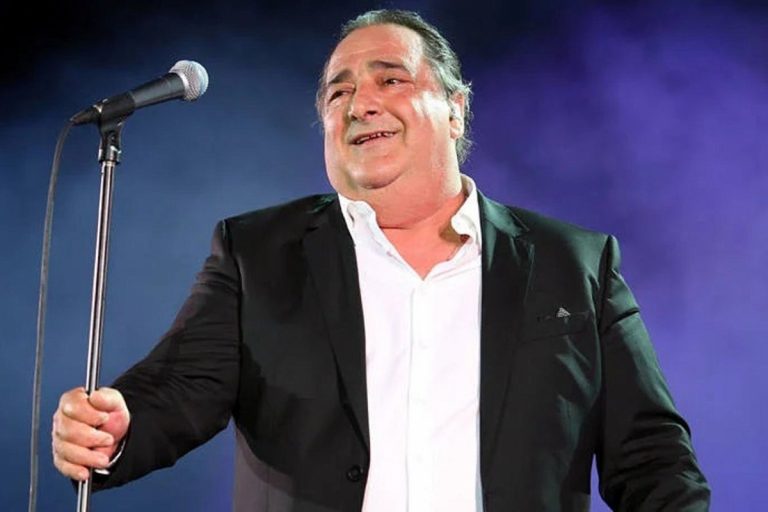 Βασίλης Καρράς: Μεγάλη συναυλία προς τιμήν του τραγουδιστή στο Καλλιμάρμαρο