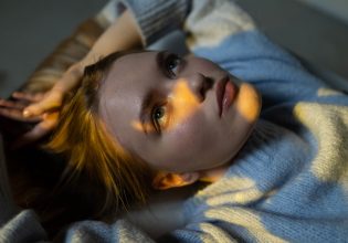 Η δύναμη της σιωπής: Μην σε τρομάζει η εσωστρέφεια