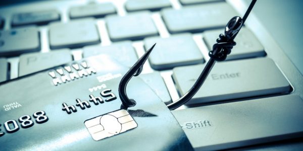 ΗΠΑ: Θερίζουν οι «επενδυτικές απάτες» – Πώς έκαναν «φτερά» 5,7 δισ. δολάρια