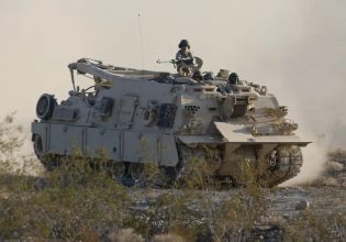 Λιθουανία: Aμερικανοί στρατιώτες βρέθηκαν νεκροί όταν το όχημά τους βούλιαξε σε βάλτο [βίντεο]