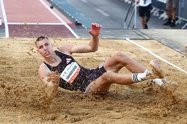 Απόντος του Τεντόγλου, το χρυσό στο μήκος κρίθηκε στο τελευταίο άλμα