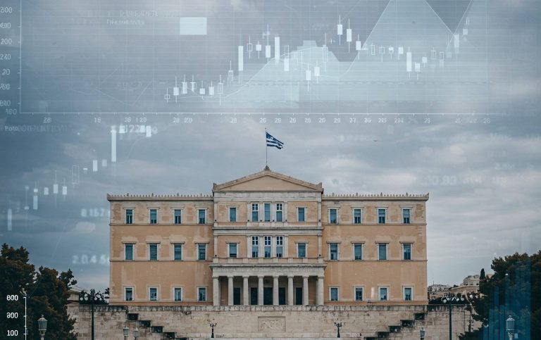 Δημοσκοπήσεις: Δεν είναι στραβός ο γιαλός, στραβά αρμενίζουμε…