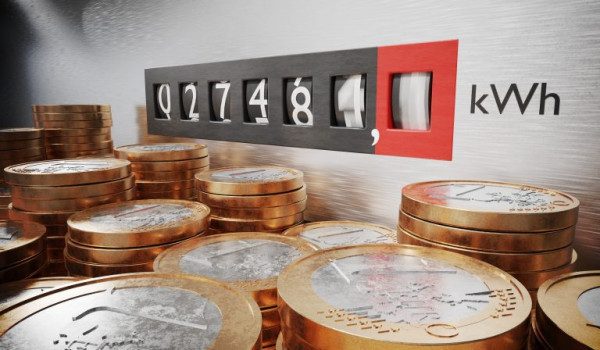 Βουτιά της τιμής ρεύματος στο χρηματιστήριο ενέργειας – Οι ΑΠΕ επιστρέφουν με μειώσεις στους λογαριασμούς
