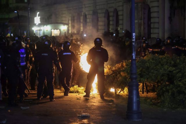 Ρουμανία: Η εκλογική αρχή απαγόρευσε την υποψηφιότητα του ακροδεξιού Τζορτζέσκου για την προεδρία