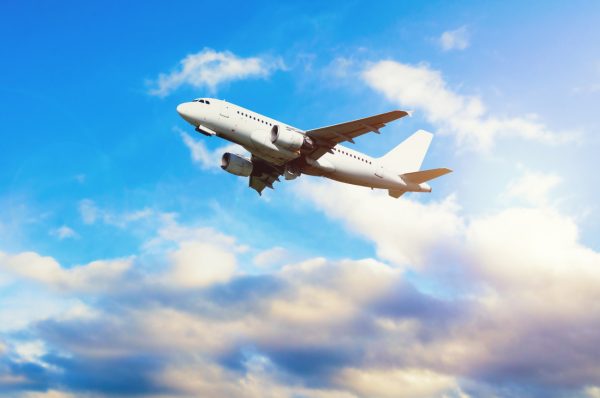 Ταξίδευαν με αεροπλάνο για 8 ώρες κι όταν προσγειώθηκαν…