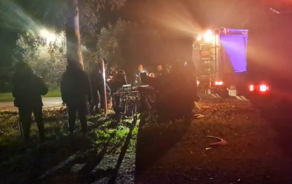 Σπάρτη: Θρήνος για τους τρεις νέους – «Πήγαν μια απλή βόλτα κι έγινε το κακό» λέει ο πατέρας του οδηγού