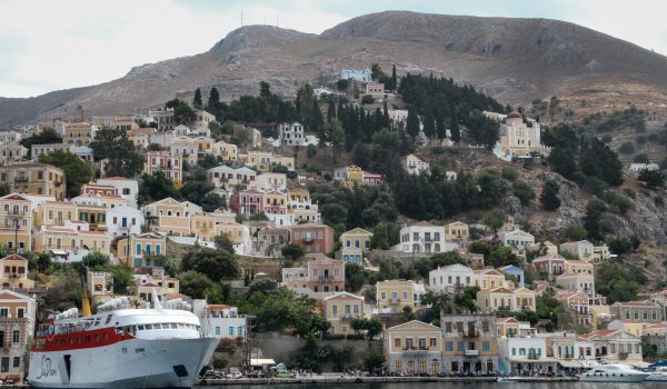 Σύμη: Αίτημα διορισμού «ειδικού επιτρόπου» στην 13χρονη που σχεδίαζε τη δολοφονία της μητέρας της