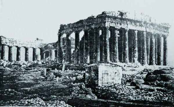 Πότε φωτογραφίστηκε για πρώτη φορά η Ακρόπολη;