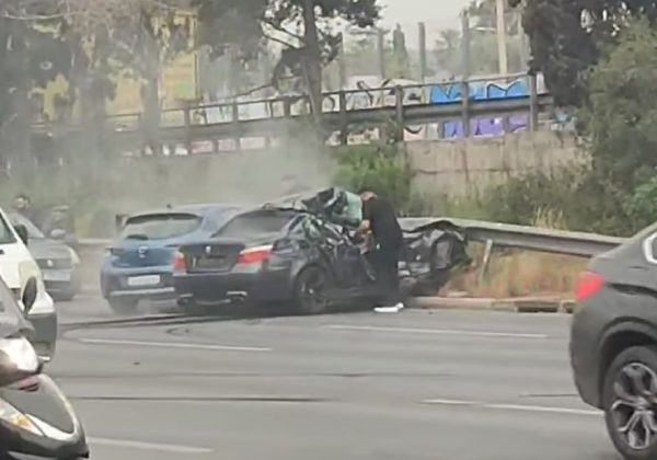 Τροχαίο στον Κηφισό: Σύγκρουση φορτηγού με 3 ΙΧ – Απεγκλωβίστηκε οδηγός