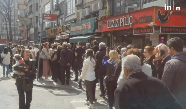 Τουρκία: Ουρές στις κάλπες των Ρεπουμπλικανών μετά την προφυλάκιση του Ιμάμογλου