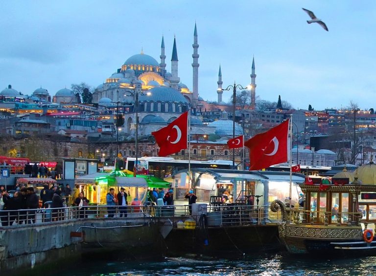 Κάτω από 40% ο πληθωρισμός στην Τουρκία για πρώτη φορά σε 20 μήνες