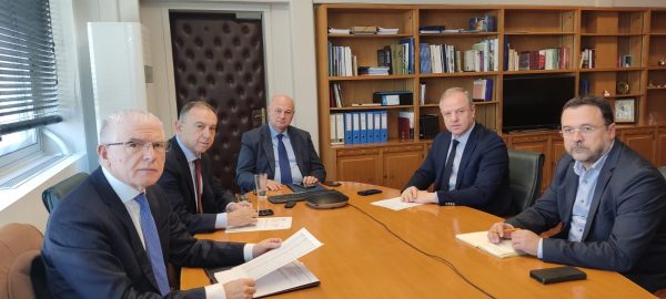 ΥπΑΑΤ: Πώς θα αντιμετωπιστούν οι ζημιές σε καλλιέργειες από τον παγετό