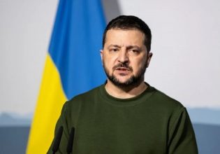 Σε εφιάλτη αναστολής στρατιωτικής βοήθειας ο Ζελένσκι, γαλλικό «μπαϊράκι» στην υφαρπαγή ρωσικών περιουσιών