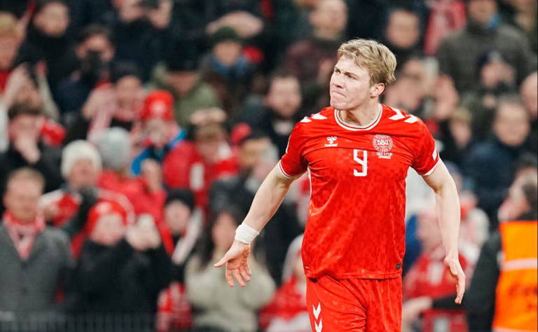 Χόιλουντ: «Δεν ήθελα να ειρωνευτώ τον Ρονάλντο – Ερωτεύτηκα το ποδόσφαιρο εξαιτίας του»