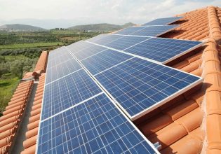 Μπλακ άουτ το Πάσχα: Σήμανε συναγερμό ο ΑΔΜΗΕ στους ηλεκτροπαραγωγούς φωτοβολταϊκών – Ζητά περικοπές