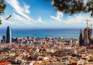 Ισπανία: Επενδυτές και Airbnb πυροδοτούν τη στεγαστική κρίση – Τι μέτρα παίρνει η Βαρκελώνη