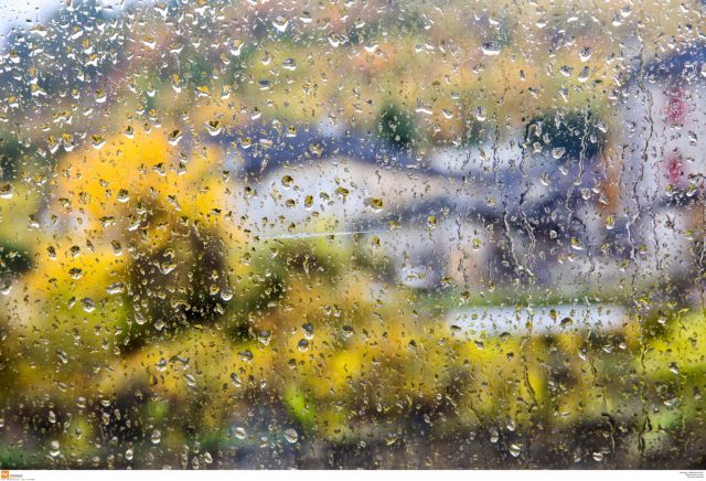 Kαιρός: Βροχές, καταιγίδες και πτώση της θερμοκρασίας μέχρι την Κυριακή