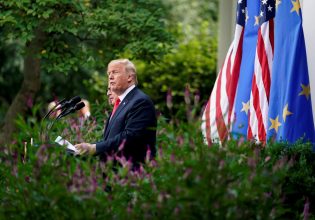 Διχάζουν την Ευρώπη τα αντίποινα στις ΗΠΑ