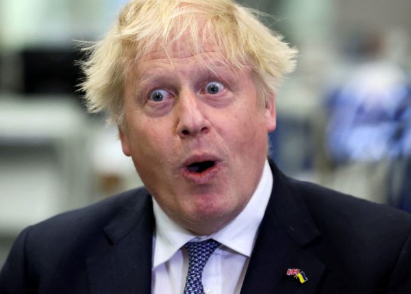 «Εμετικό, woke»: Μετά τον Έλον Μασκ και ο Μπόρις Τζόνσον επιτίθεται στο Adolescence