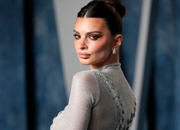 Έμιλι Ραταϊκόφσκι: Είναι «υποκρισία» να πραγματοποιείτε πτήση στο διάστημα για να σώσετε τη Γη