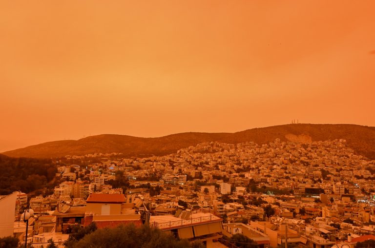 Καιρός: Επιστρέφει η αφρικανική σκόνη μαζί με τη ζέστη – Πού αναμένονται υψηλές συγκεντρώσεις