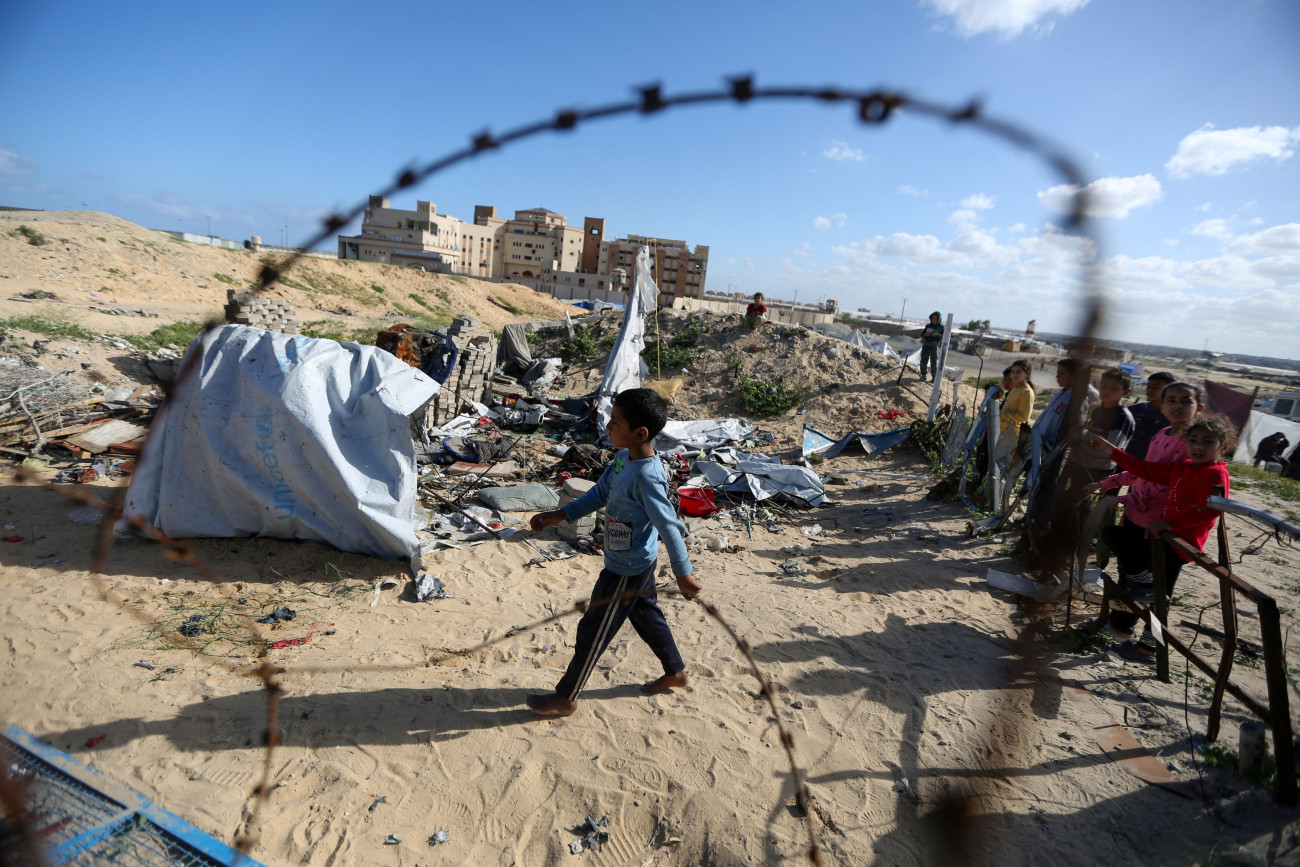 Θάνατος και εξαθλίωση – Το σχέδιο του Ισραήλ για μαζικό… «εθελοντικό» εκτοπισμό των Παλαιστινίων από τη Γάζα