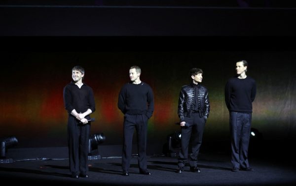 Κυρίες και κύριοι, οι Beatles: Αυτά είναι τα νέα «Σκαθάρια» και με τη βούλα