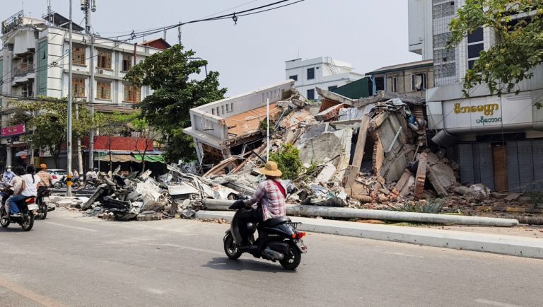 Μιανμάρ: Ο στρατός έριξε προειδοποιητικές βολές σε αυτοκινητοπομπή του Ερυθρού Σταυρού