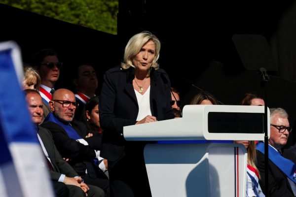 Λεπέν: Πολιτική και όχι νομική η απόφαση εναντίον μου