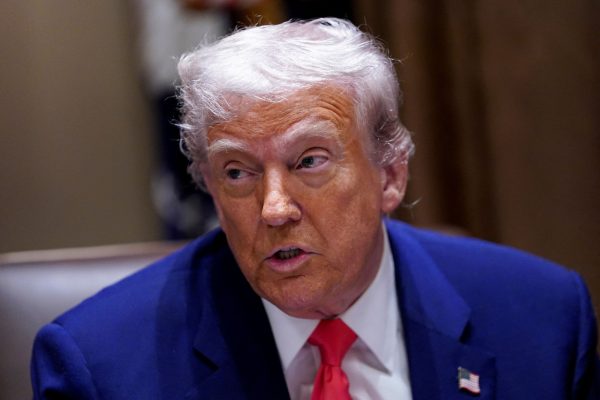 Προλαβαίνει ο Τραμπ να διαπραγματευτεί με 150 χώρες σε 90 ημέρες; – Οι αγορές δεν το νομίζουν