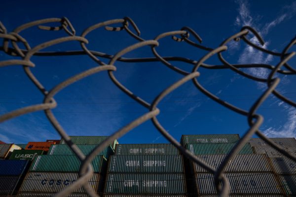 Κίνα: Απαντά στις ΗΠΑ και αυξάνει τους δασμούς στο 125% στα αμερικανικά προϊόντα